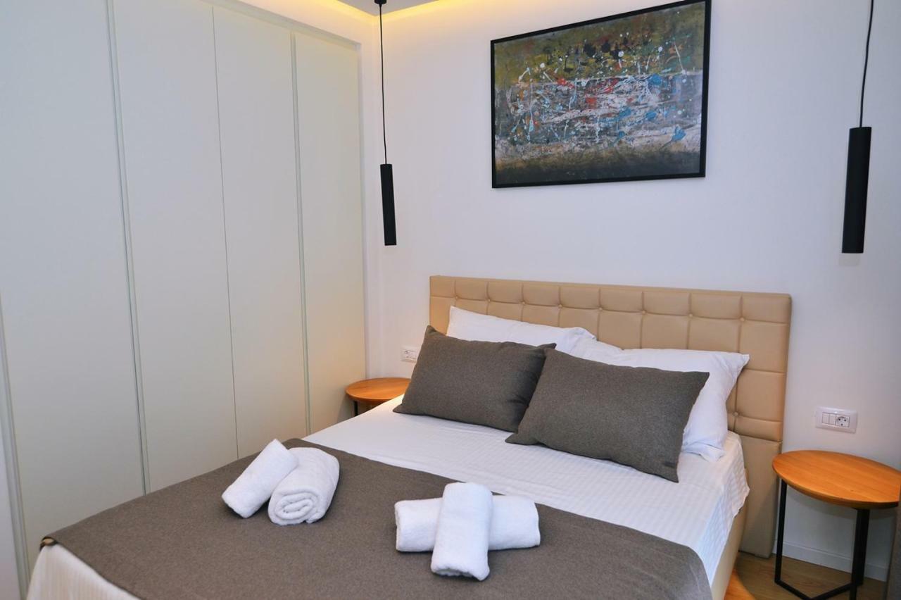 Apartments In Villa Ziza, Rooftop Swimming Pool โอปาติยา ภายนอก รูปภาพ